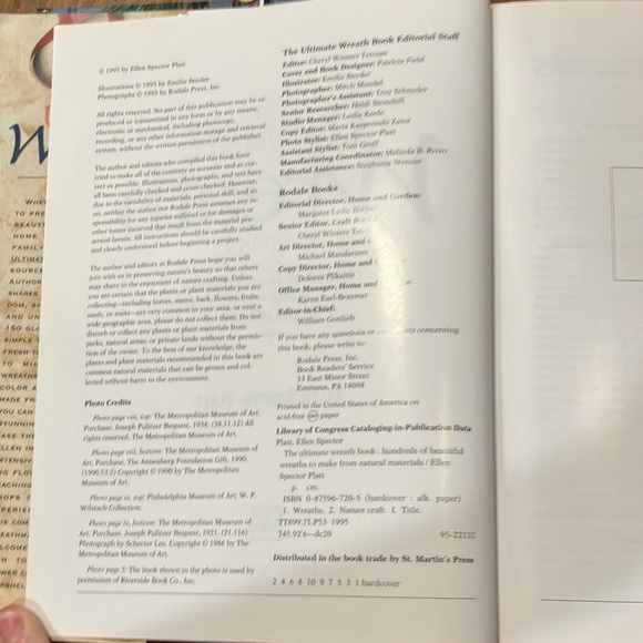 Book: The Ultimate Wreath Book by Ellen Spector Platt - Picture 6 of 16